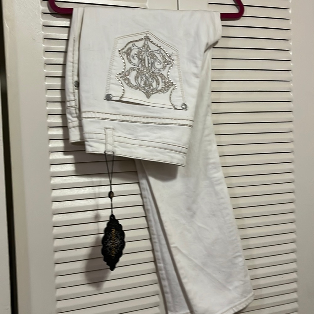 Ivory jeans with pockets